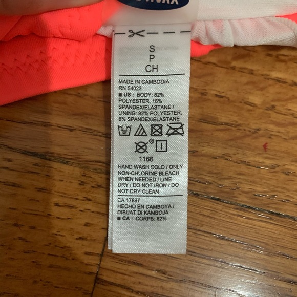 Bright pink bikini top - Picture 2 of 2